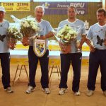 Vice-Champions 2ème D: Vitello Alain et Robert, Tholon G, Samuel S, Durand M, Sylvestre J (Curie Fontaine).