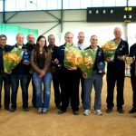 Les vainqueurs entourés de leurs amis