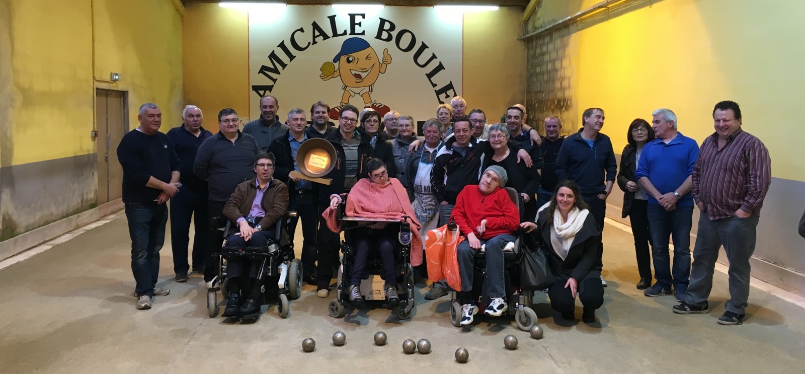 St Didier de la Tour : Les boulistes ont du coeur