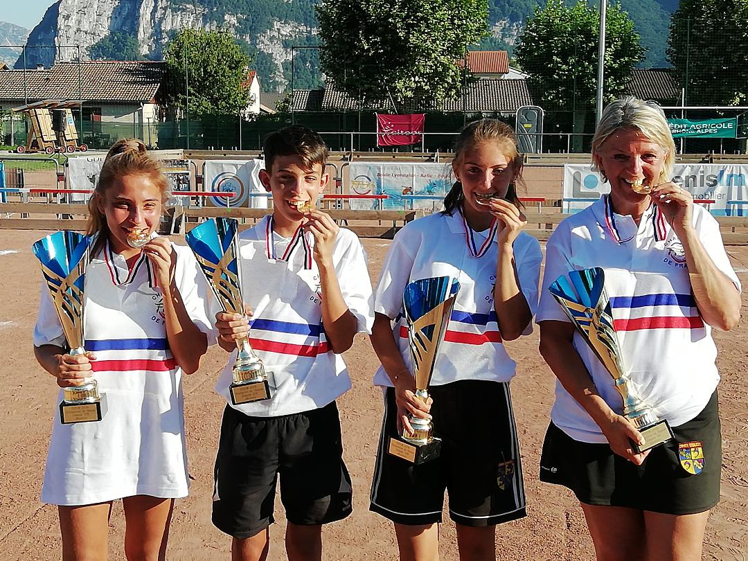 4 maillots tricolores pour l&rsquo;Isère