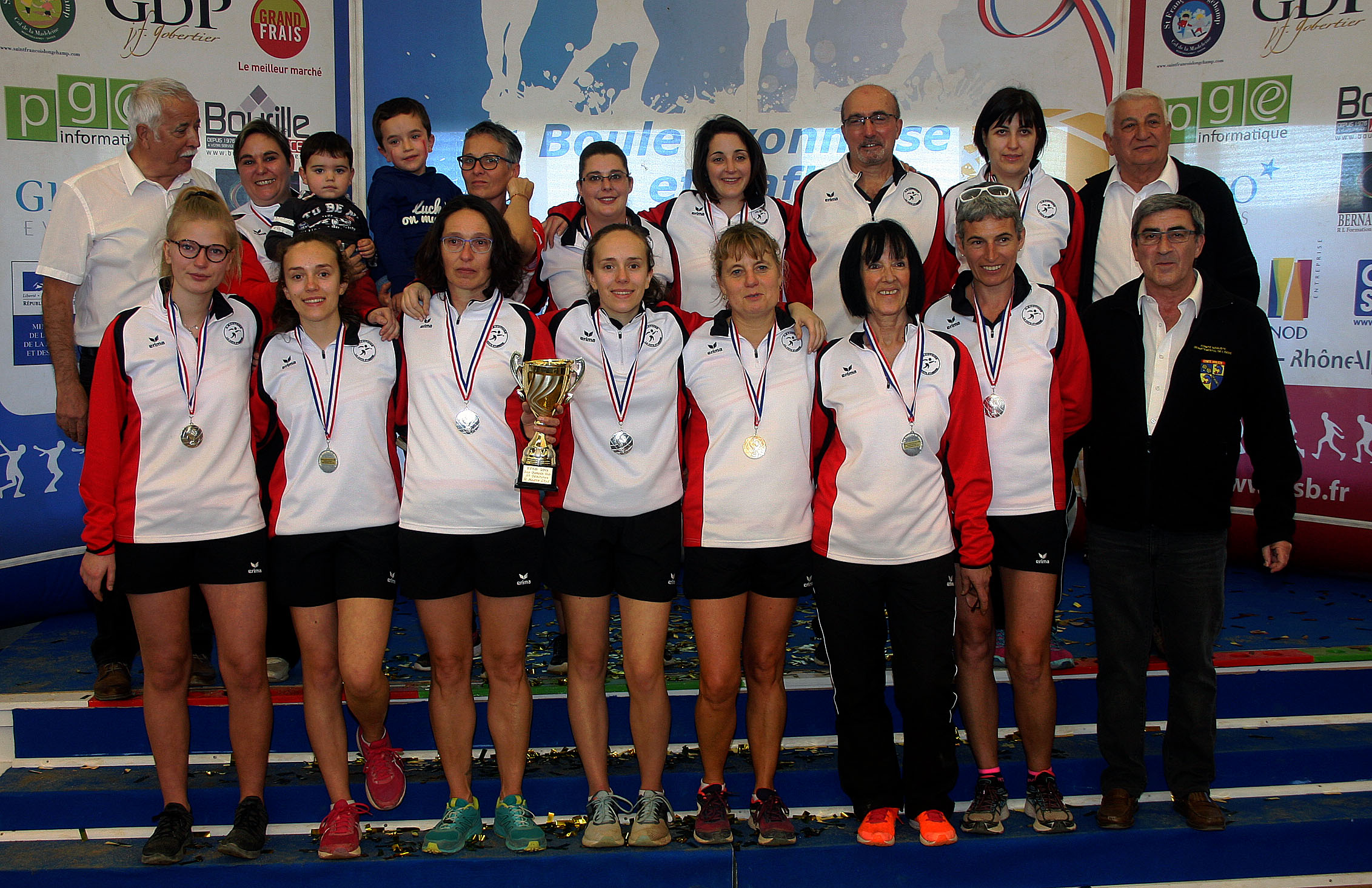 Championnat de France des clubs féminins à Saint Maurice l’Exil.